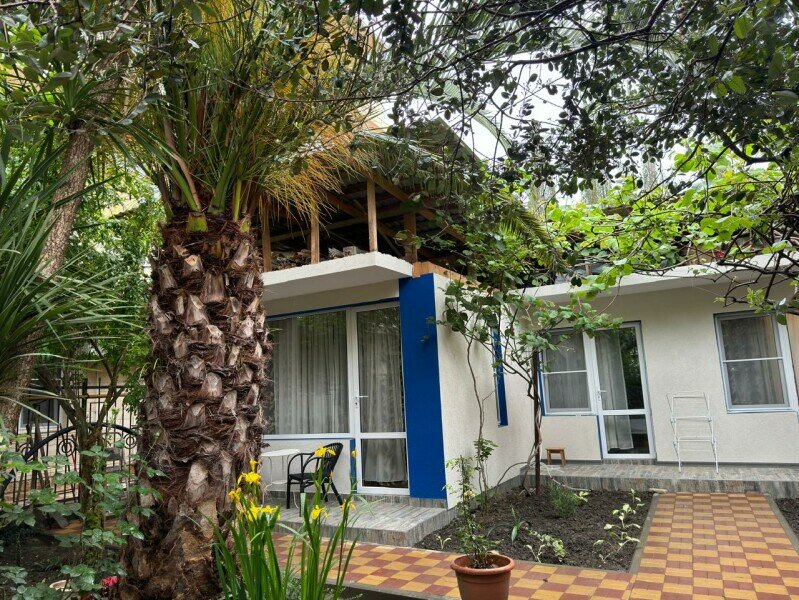 Гостиница Лавра Адлер