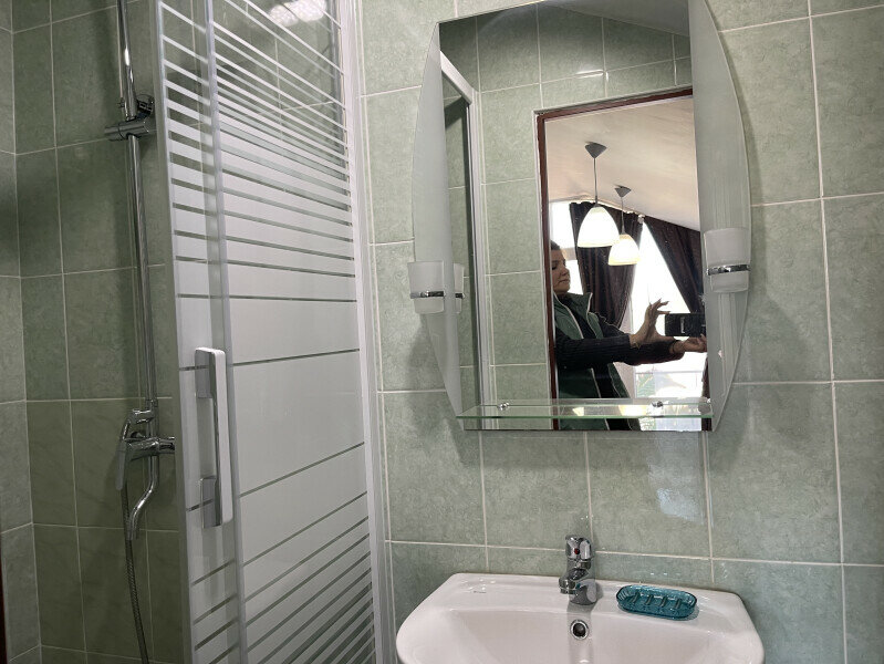 Гостиница Лавра Адлер