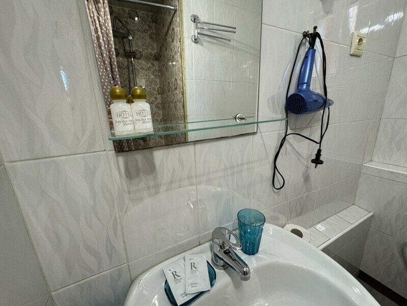 Гостиница Лавра Адлер