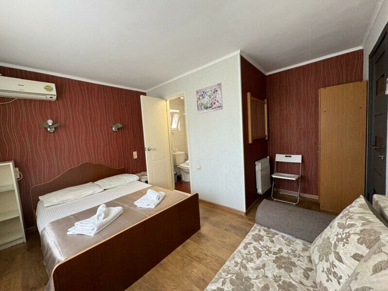 Гостиница Лавра Адлер