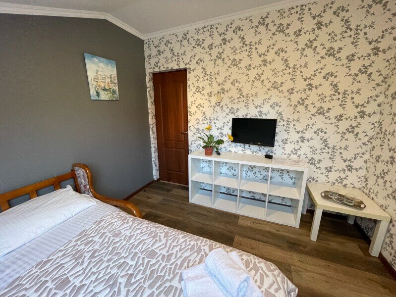 Гостиница Лавра Адлер