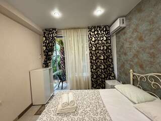 Гостиница Лавра Адлер Стандарт Улучшенный-1