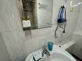 Гостиница Лавра Адлер Стандарт с раздельными кроватями-1