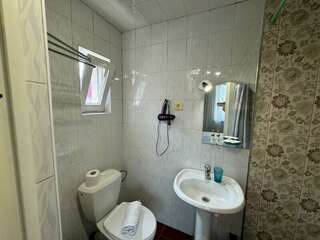 Гостиница Лавра Адлер Комфорт-5